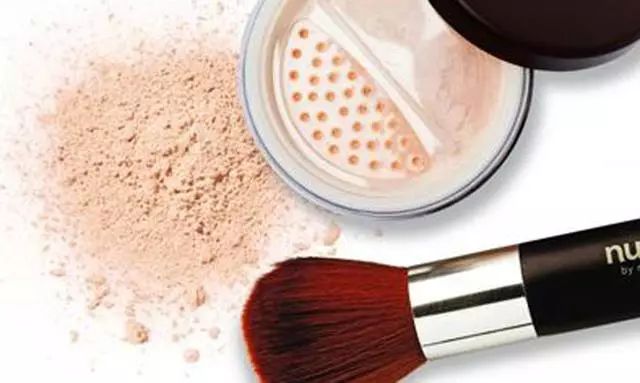 暈妝怎么辦？6個(gè)防暈妝最有效的方法！