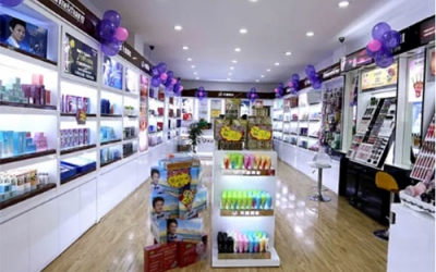 如何經(jīng)營好一家化妝品店？