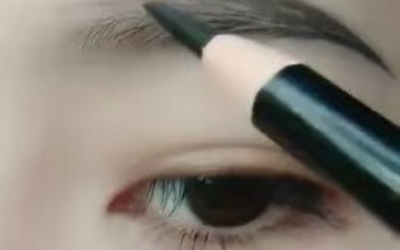 畫眉毛怎么畫簡單又好看！